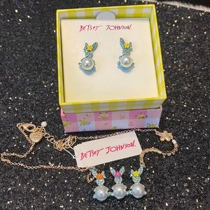 NWT Betsey Johnson Blue Bunny Necklace  with matching earrings Easter